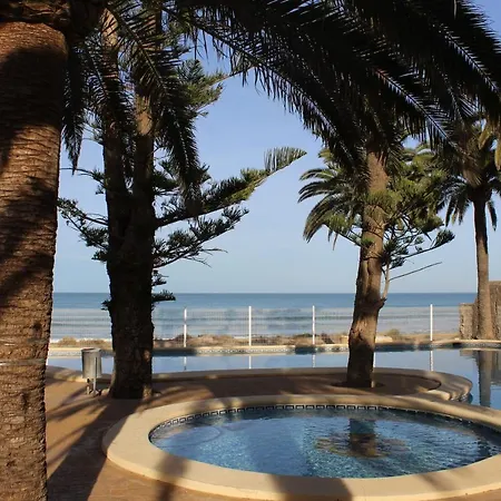 En Belbedere In A 10 Metros De La Playa Apartamento