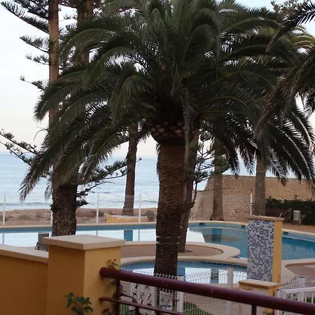 En Belbedere In A 10 Metros De La Playa Dénia